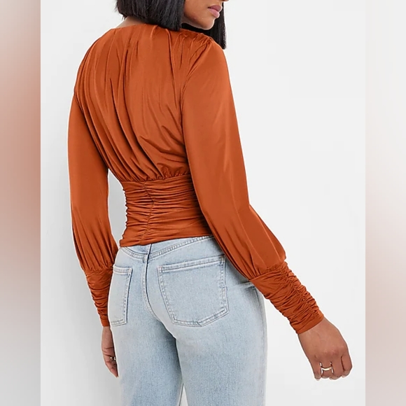 ❤️Express Caramel Cafe Silky V-Neck Ruched Blouse☆ - Picture 5 of 5